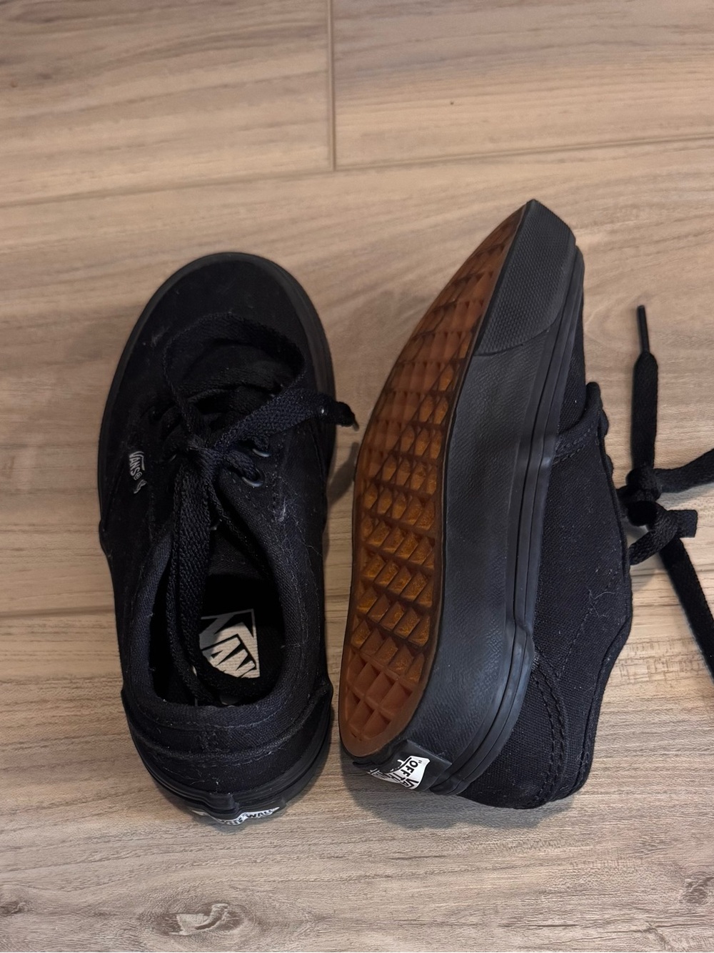 Vans Black Canvas Low-Top Sneakers with Gum Outsole